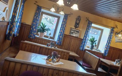 filter: 0; jpegRotation: 90; fileterIntensity: 0.000000; filterMask: 0; module:1facing:0;
hw-remosaic: 0;
touch: (-1.0, -1.0);
modeInfo: ;
sceneMode: Night;
cct_value: 0;
AI_Scene: (18, -1);
aec_lux: 0.0;
hist255: 0.0;
hist252~255: 0.0;
hist0~15: 0.0;